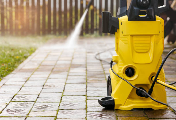 Best Solar Panel Cleaning  in Akwesasne, NY